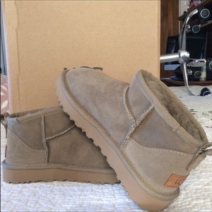 UGG CLASSIC ULTRA MINI ANTÍLOPE boots